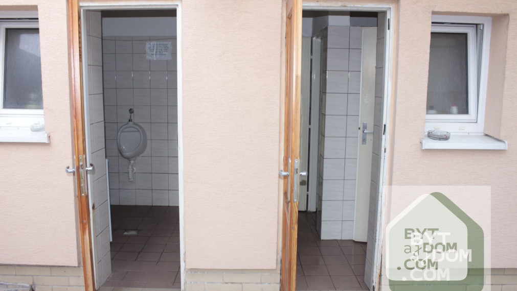 Obchod, pizzeria a nájomné byty pod jednou strechou v Zohore