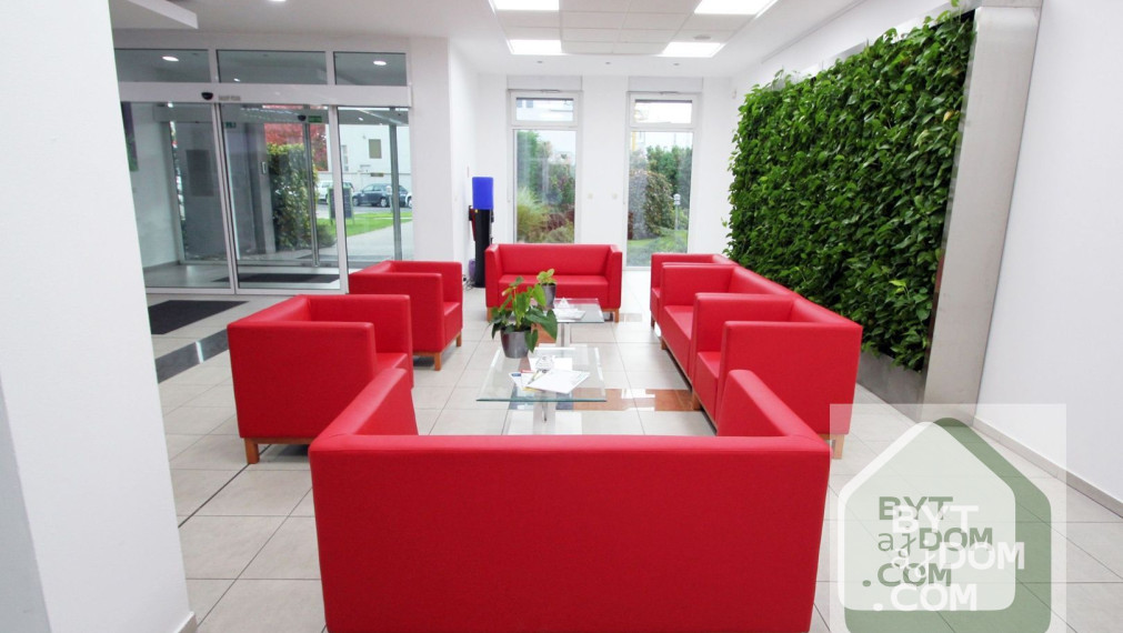 Na prenájom administratívne a obchodné priestory blízko centra Bratislavy