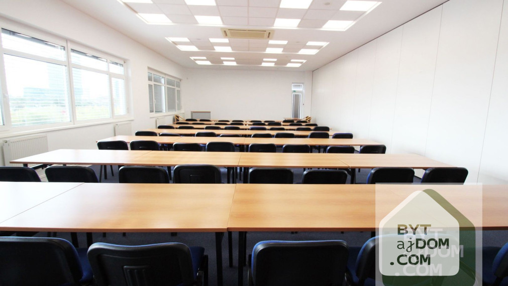 Na prenájom administratívne a obchodné priestory blízko centra Bratislavy