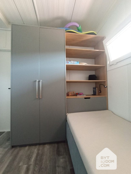 Predaj modernej chaty s pozemkom pri jazere v Záhorí