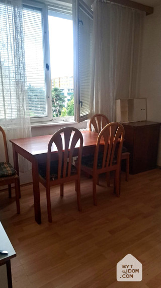 REZERVOVANÝ 3-izbový byt v Dúbravke.