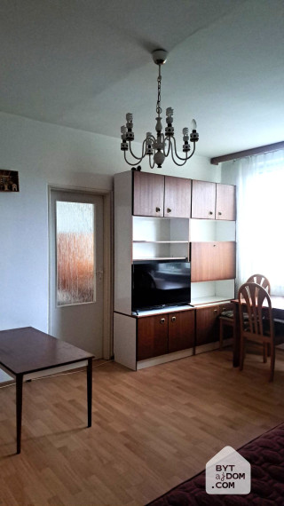 REZERVOVANÝ 3-izbový byt v Dúbravke.