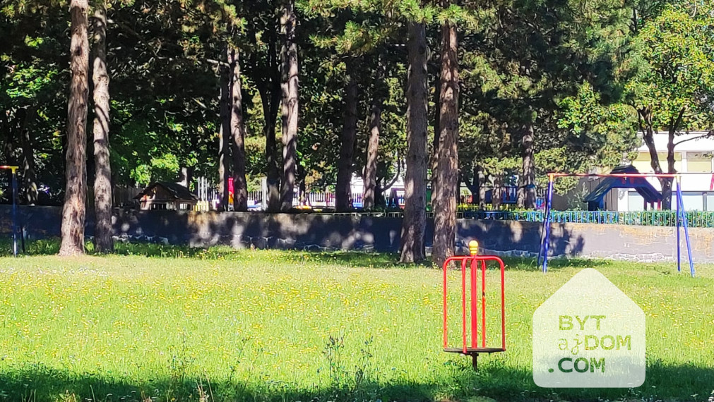 REZERVOVANÝ 3-izbový byt v Dúbravke.