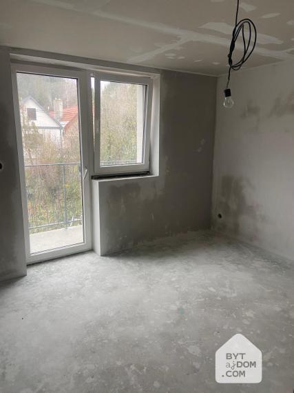 Na predaj moderný dvojpodlažný 5-izbový rodinný dom v Lamači