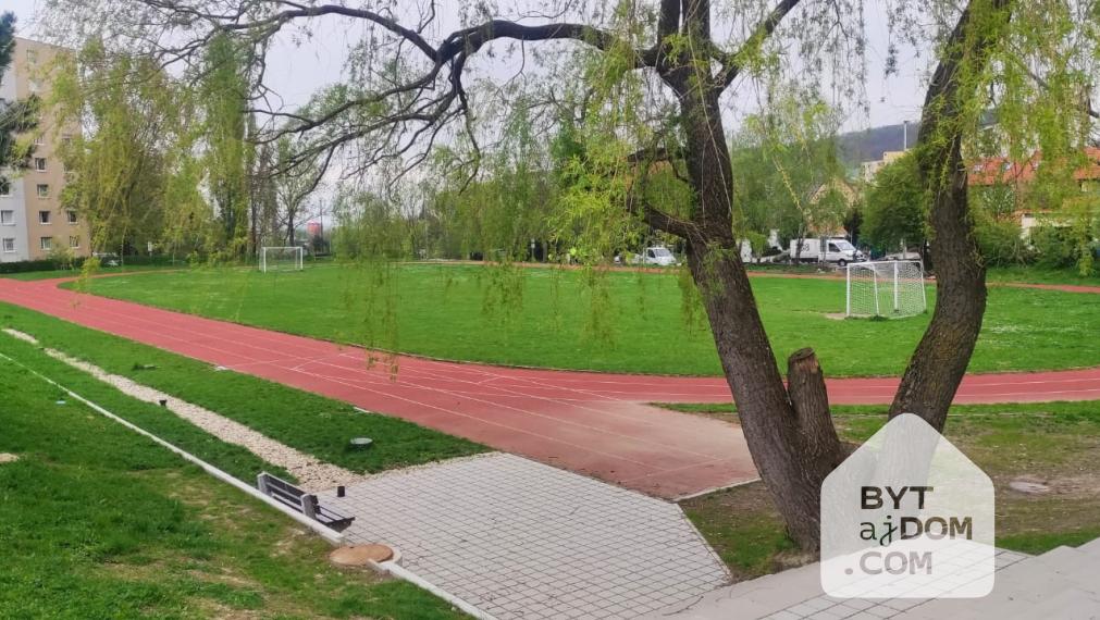 Na predaj 3-izbový byt na Studenohorskej ulici v Lamači.