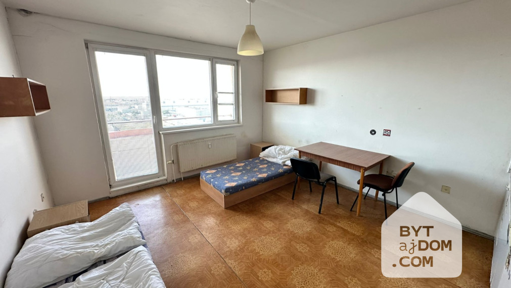 Na predaj priestranná garsónka 30 m2 Bratislava IV DNV