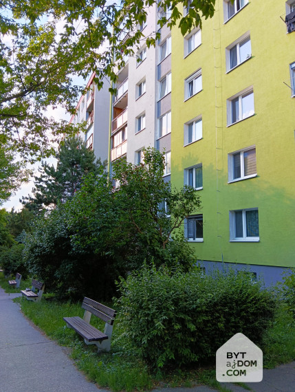Na predaj 3-izbový byt na Studenohorskej ulici v Lamači.