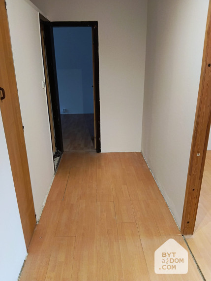 Na predaj 2-izbový byt na Studenohorskej ulici v Lamači.