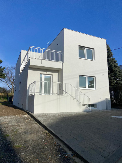 Na predaj výnimočný rodinný dom v Záhorskej Bystrice BA IV