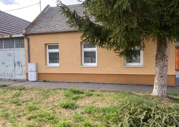 Na predaj 3-izb rodinný dom v centre mesta Malacky